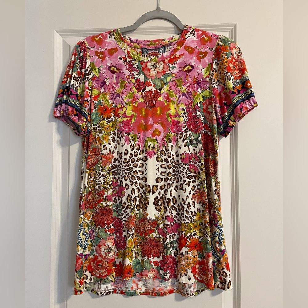 Johnny Was Tee, size Small, NEVER WORN